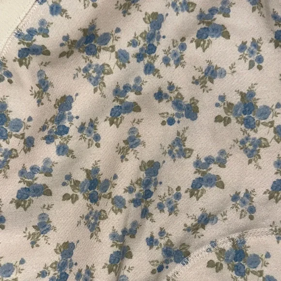 AS Revival Blue Floral Cropped Sweatshirt Top NWT Cottagecore - Picture 4 of 5